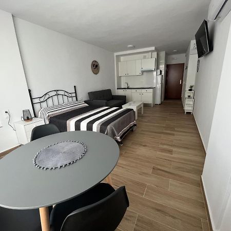 Ver621 - Estudio Con Vistas Al Mar, Wifi, Piscina, Centro A 100 Metros, Playa A 600 Metros Τορρεμολίνος Εξωτερικό φωτογραφία