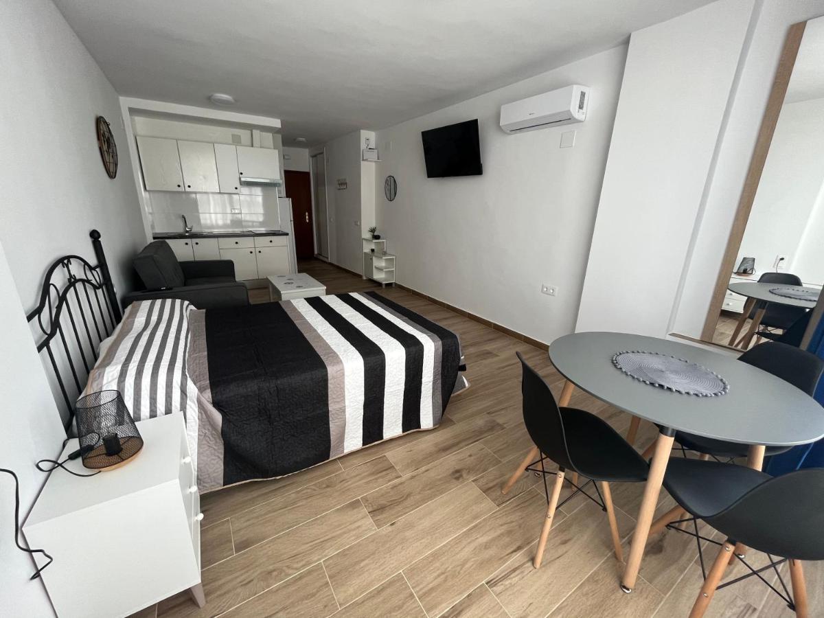 Ver621 - Estudio Con Vistas Al Mar, Wifi, Piscina, Centro A 100 Metros, Playa A 600 Metros Τορρεμολίνος Εξωτερικό φωτογραφία
